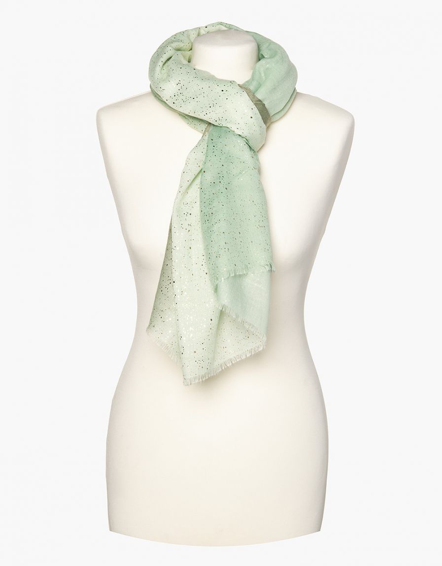 Foulard vert pâle